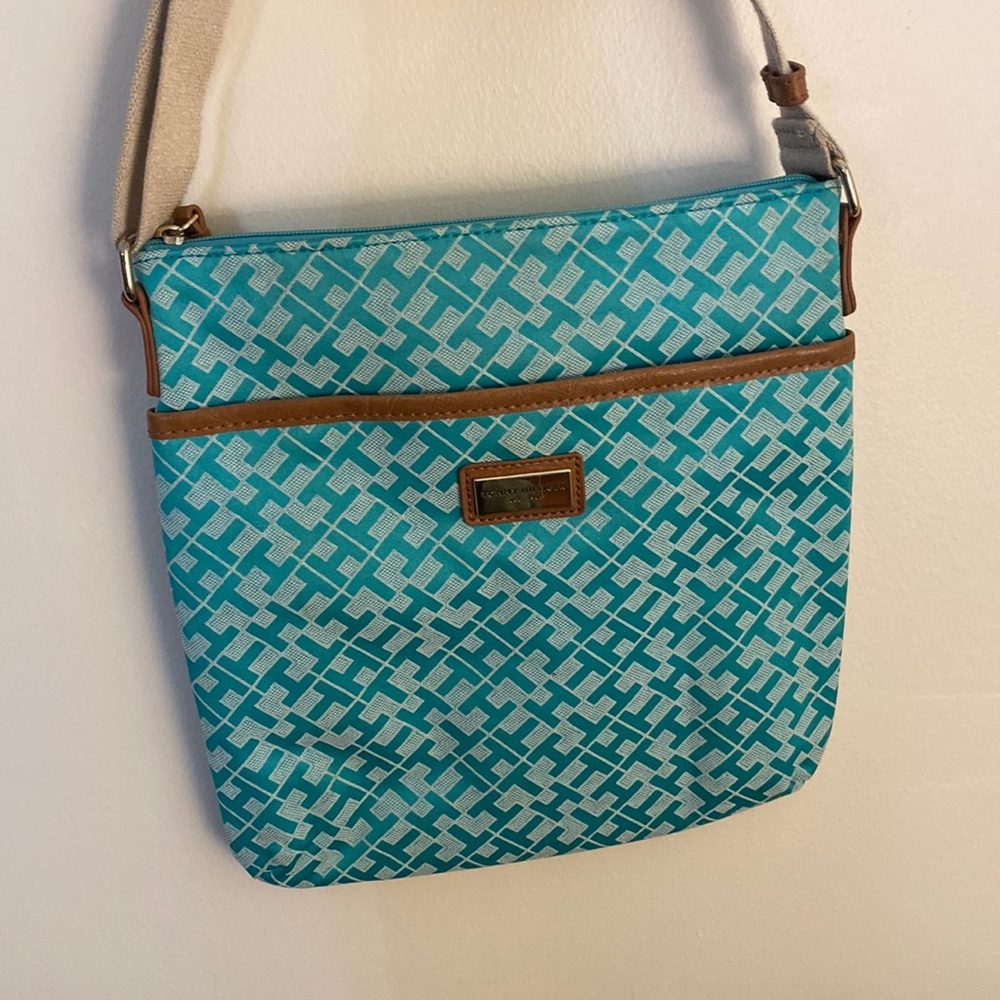Tommy Hilfiger Crossbody Bag